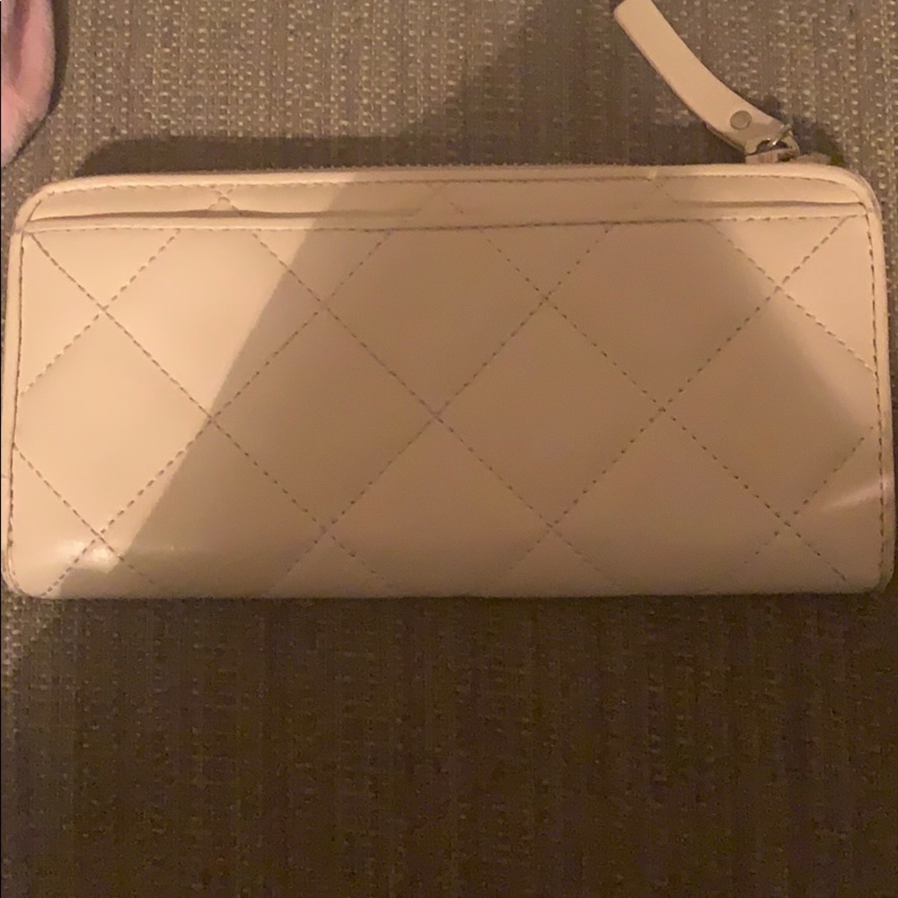 Kate Spade ♠️ - Picture 5 of 7